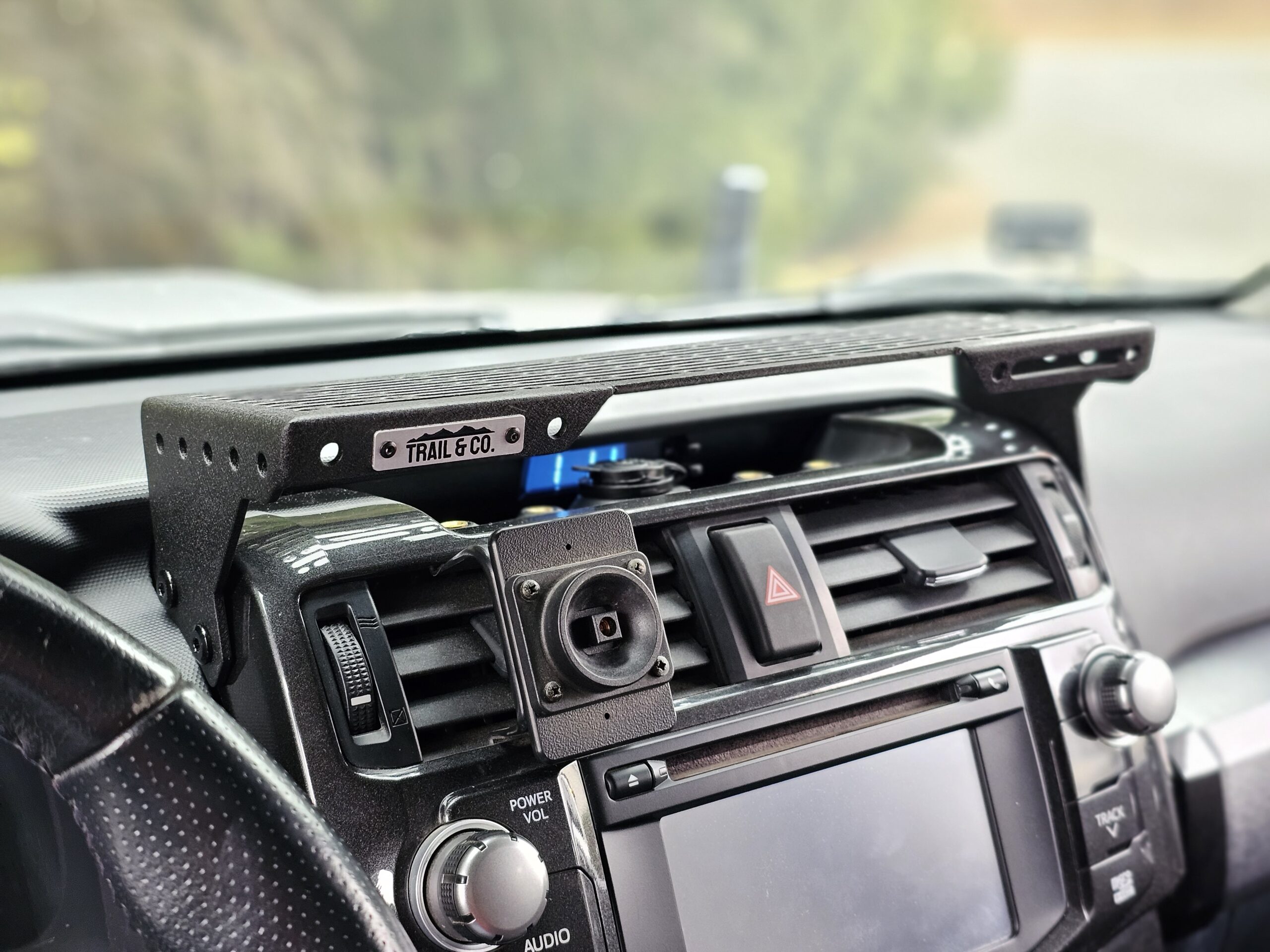 4Runner dash mount for cellphone and accessories